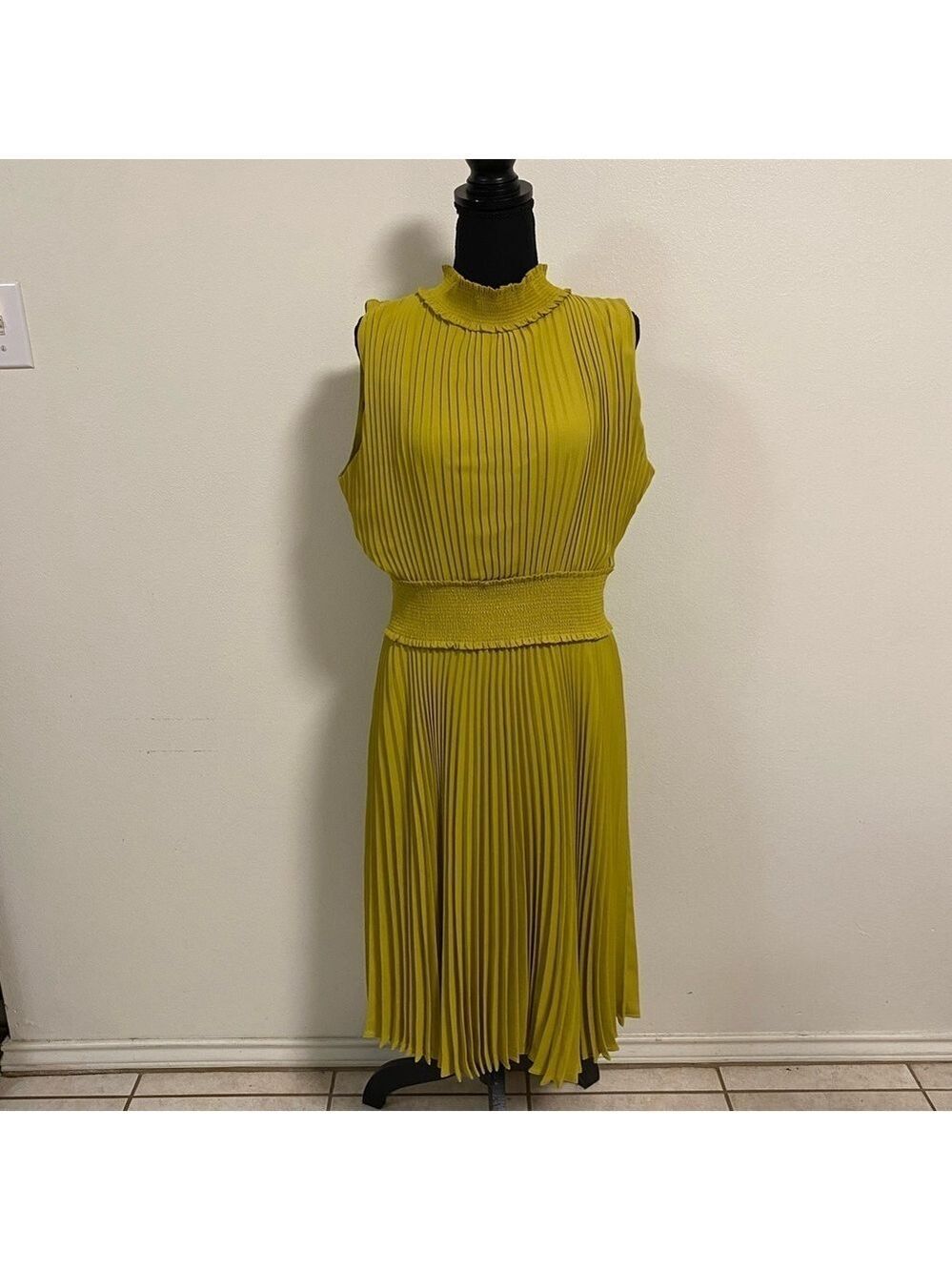 Nanette Lenore Pleated Smocked Dress Yellow Plus Size 14
